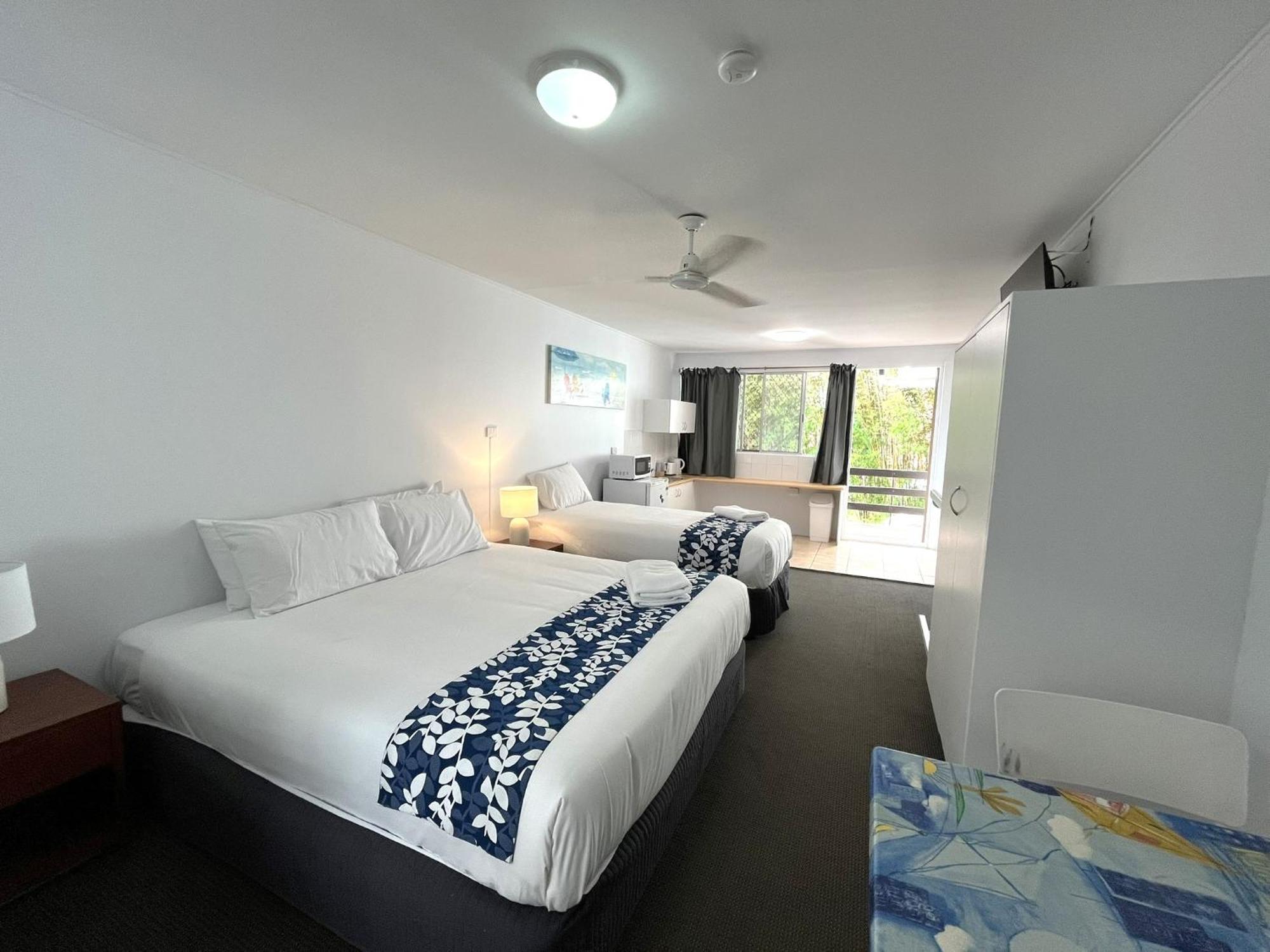 Browns Broadbeach ゴールドコースト エクステリア 写真